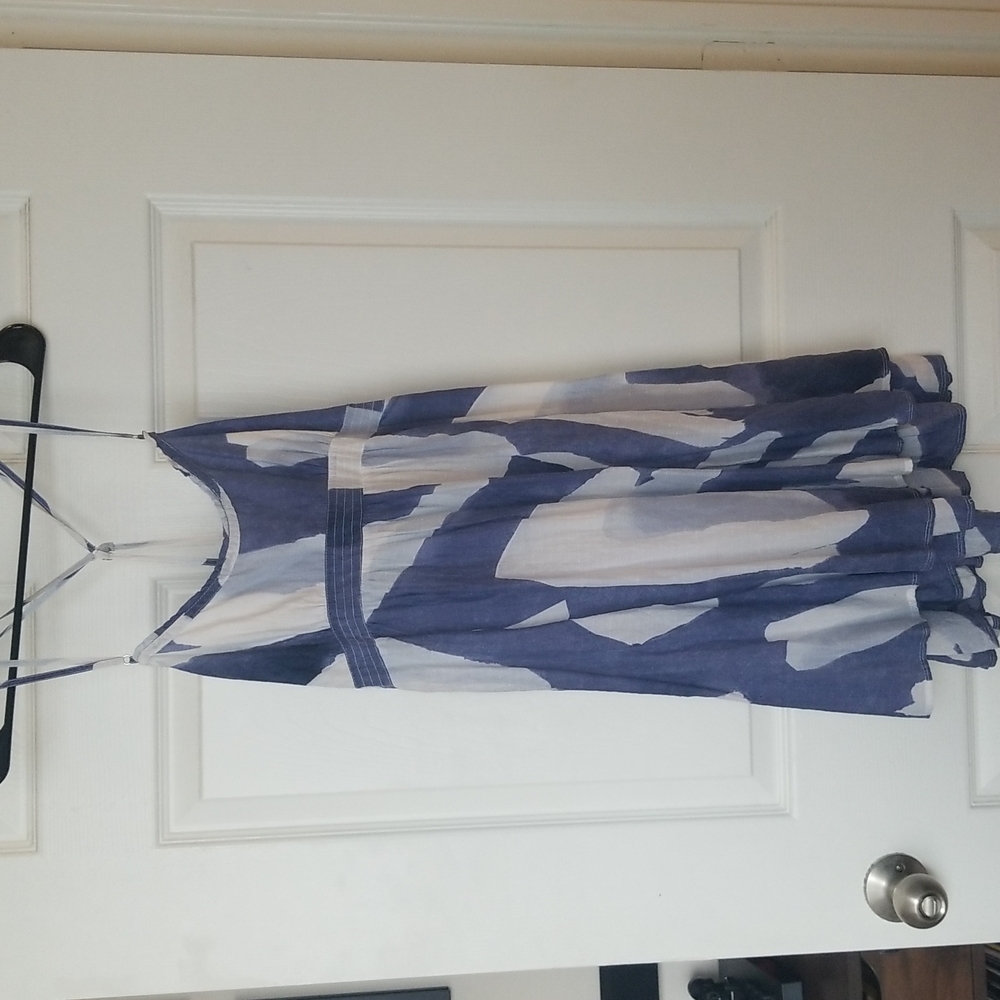 Abercrombie and Fitch dress size medium in a beautiful blue - Picture 1 of 3